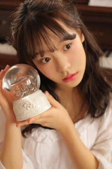女子跳海身亡